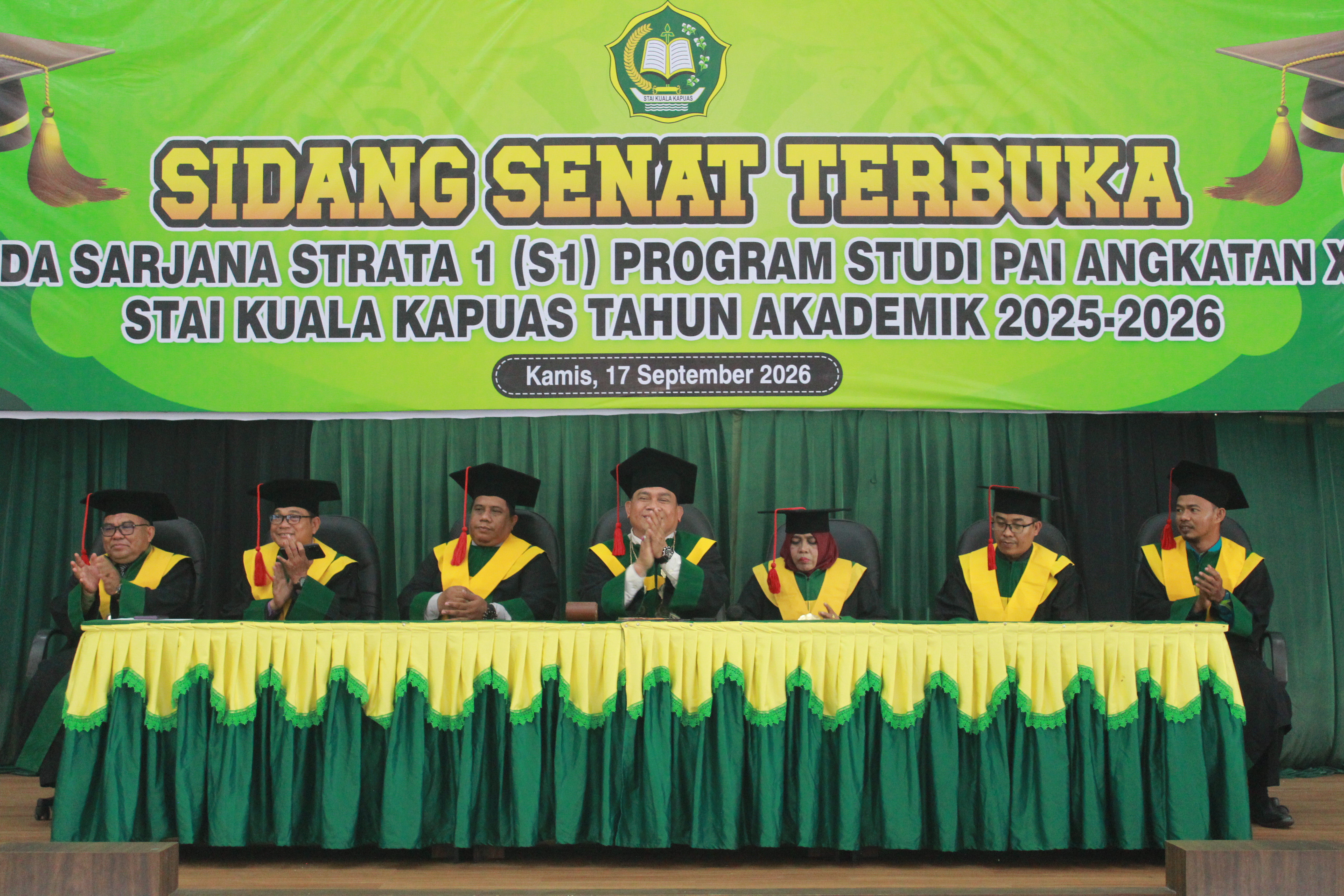 STAI Kuala Kapuas Gelar Wisuda Sarjana ke-XXVIII Tahun 2026, 134 Mahasiswa Resmi Dikukuhkan dan 53 Raih Predikat Cumlaude