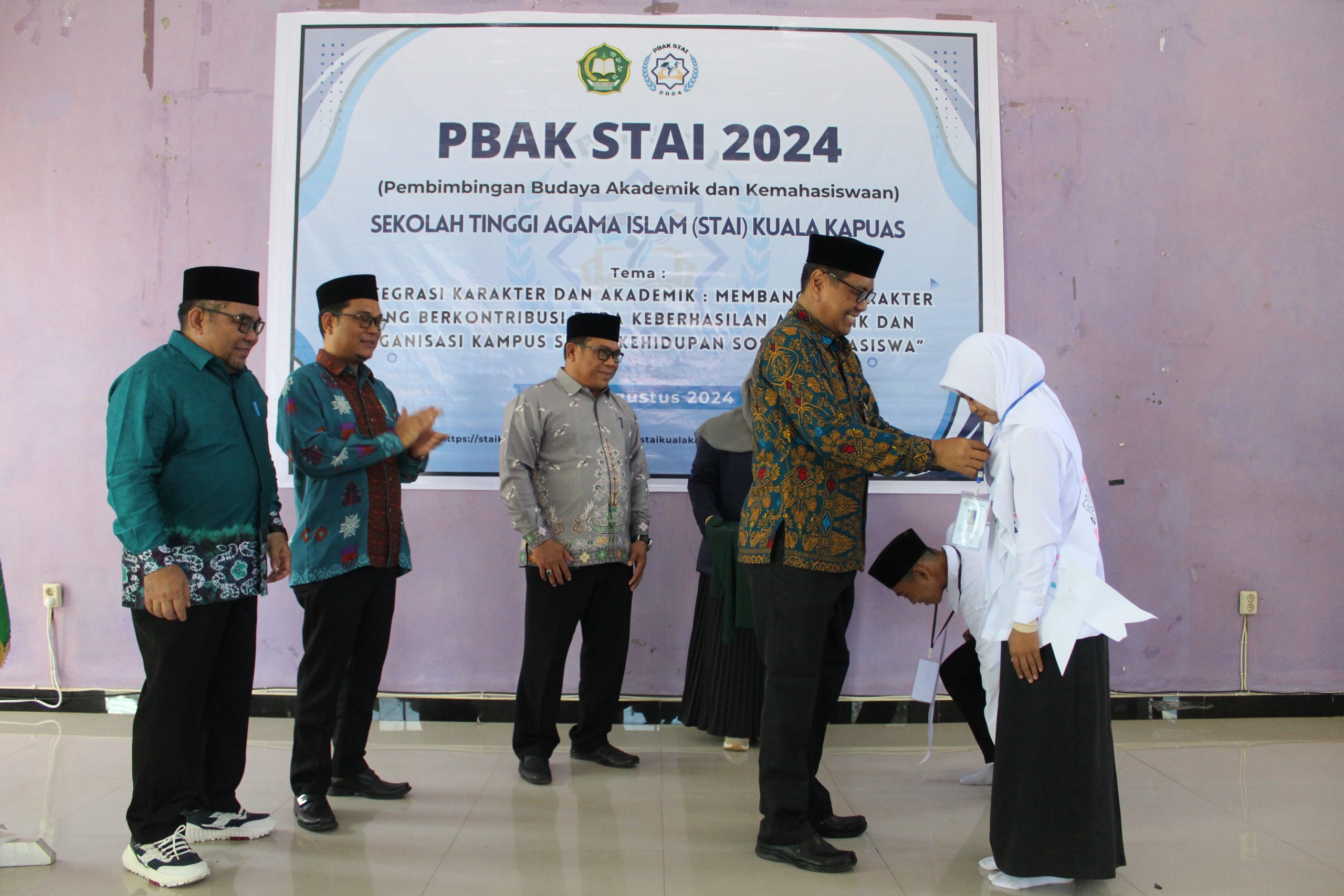 163 Mahasiswa Baru Ikuti PBAK STAI Kuala Kapuas 2024 dengan Semangat Integrasi Karakter dan Akademik